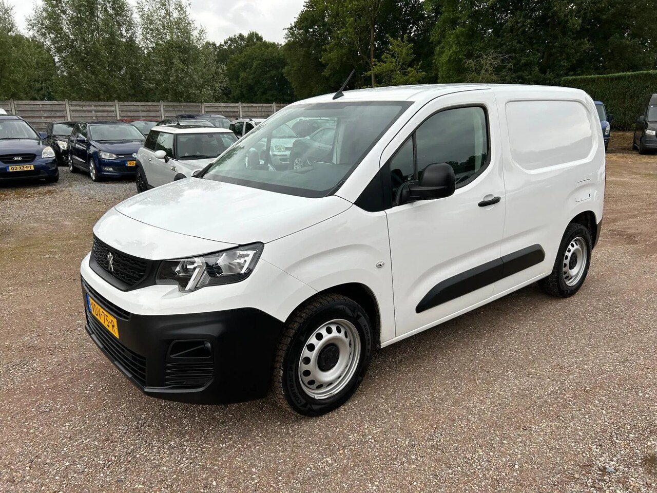 Peugeot Partner - 1.5 BlueHDI Premium 1.5 BlueHDI Premium - AutoWereld.nl