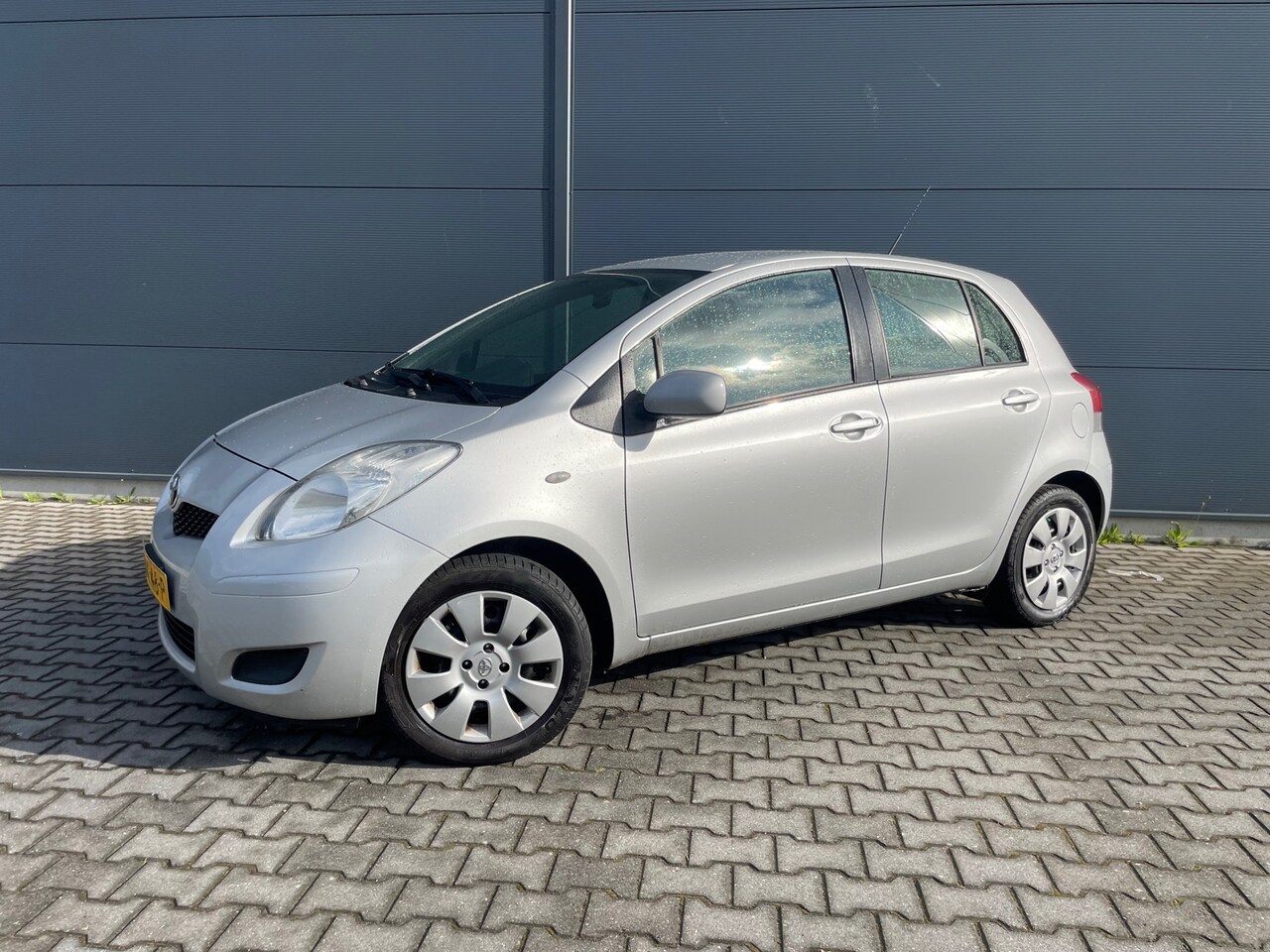 Toyota Yaris - 1.0 VVTi aspiration bouwjaar 2009 ( nw apk ) - AutoWereld.nl