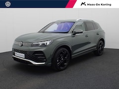 Volkswagen Tiguan - 1.5eTSI/150PK R-Line DSG · Navi · Trekhaak · Areavieuw + PDC