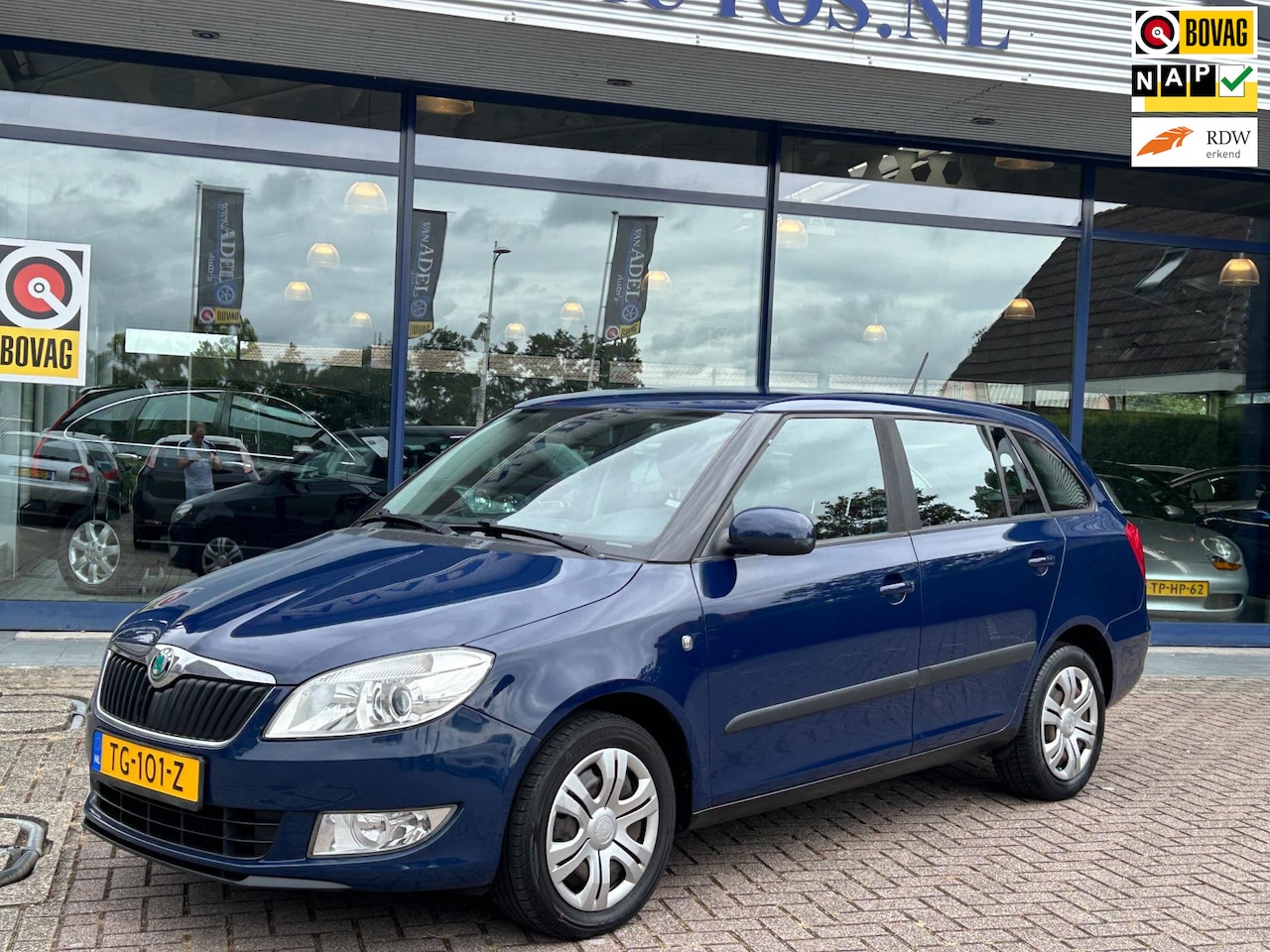 Skoda Fabia - 1.2 TSI Dynamic Wagon 105PK! Airco Elek.Pakket Isofix Audio-CD Nieuwe APK Nette Staat! - AutoWereld.nl