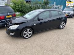 Opel Astra - 1.4 Turbo Edition