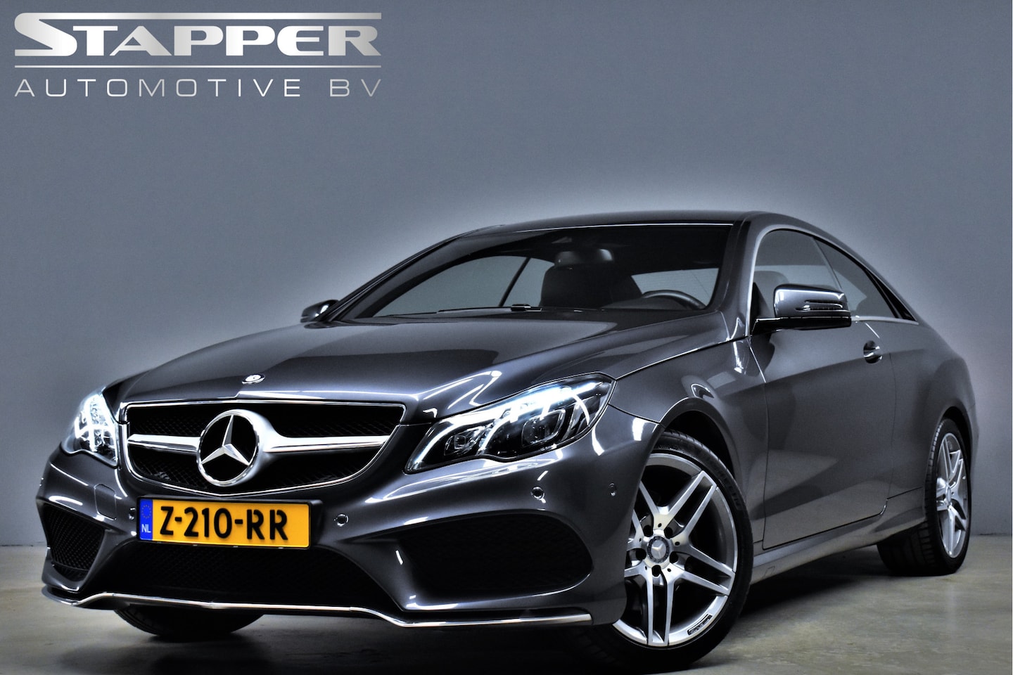 Mercedes-Benz E-klasse Coupé - 200 184pk Automaat AMG-Pakket Dealer OH Topconditie Navi/Led/Leer/Stoelverw./Pdc/Lmv18" - AutoWereld.nl