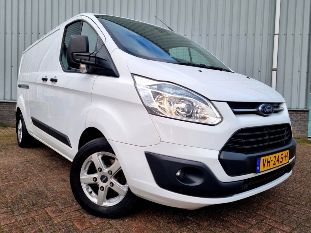 Ford Transit - 290 2.2 TDCI L2H1 AIRCO APK Juli 2025 - AutoWereld.nl