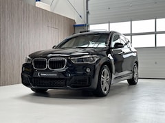 BMW X1 - SDrive18i High Executive M Pakket - PANORAMADAK - AUTOMAAT -NAVIGATIE PROF. - HEAD UP DISP