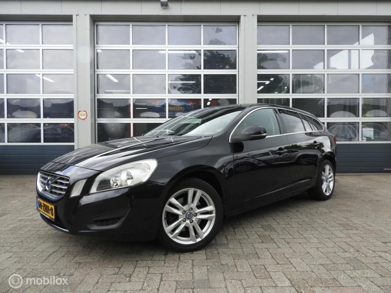 Volvo V60 - 2.0 D4 Euro5 - AutoWereld.nl