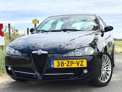 Alfa Romeo 147 - 2.0 T.Spark Business Pro | Climate Control | Cruise Control | NAP