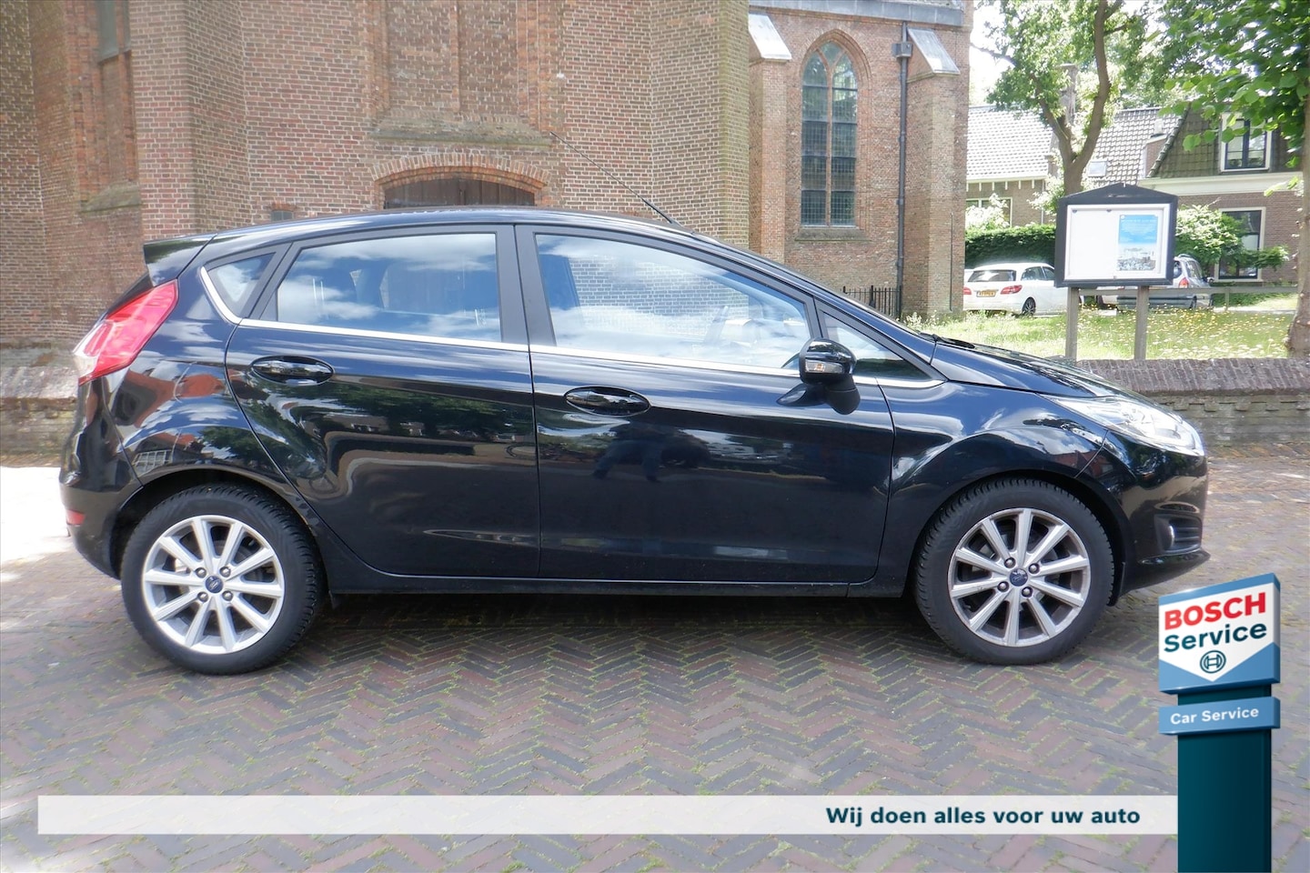 Ford Fiesta - 1.0 EcoBoost 100PK 5D S/S AUT. Titanium - 12 MAANDEN BOVAG GARANTIE - AutoWereld.nl