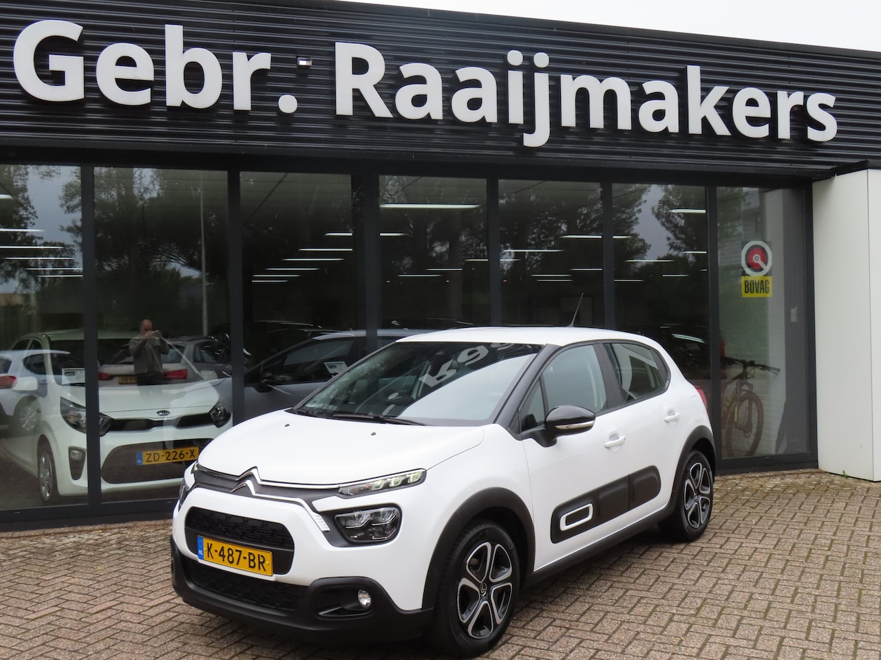 Citroën C3 - 1.2 PureTech Feel *Navigatie* - AutoWereld.nl