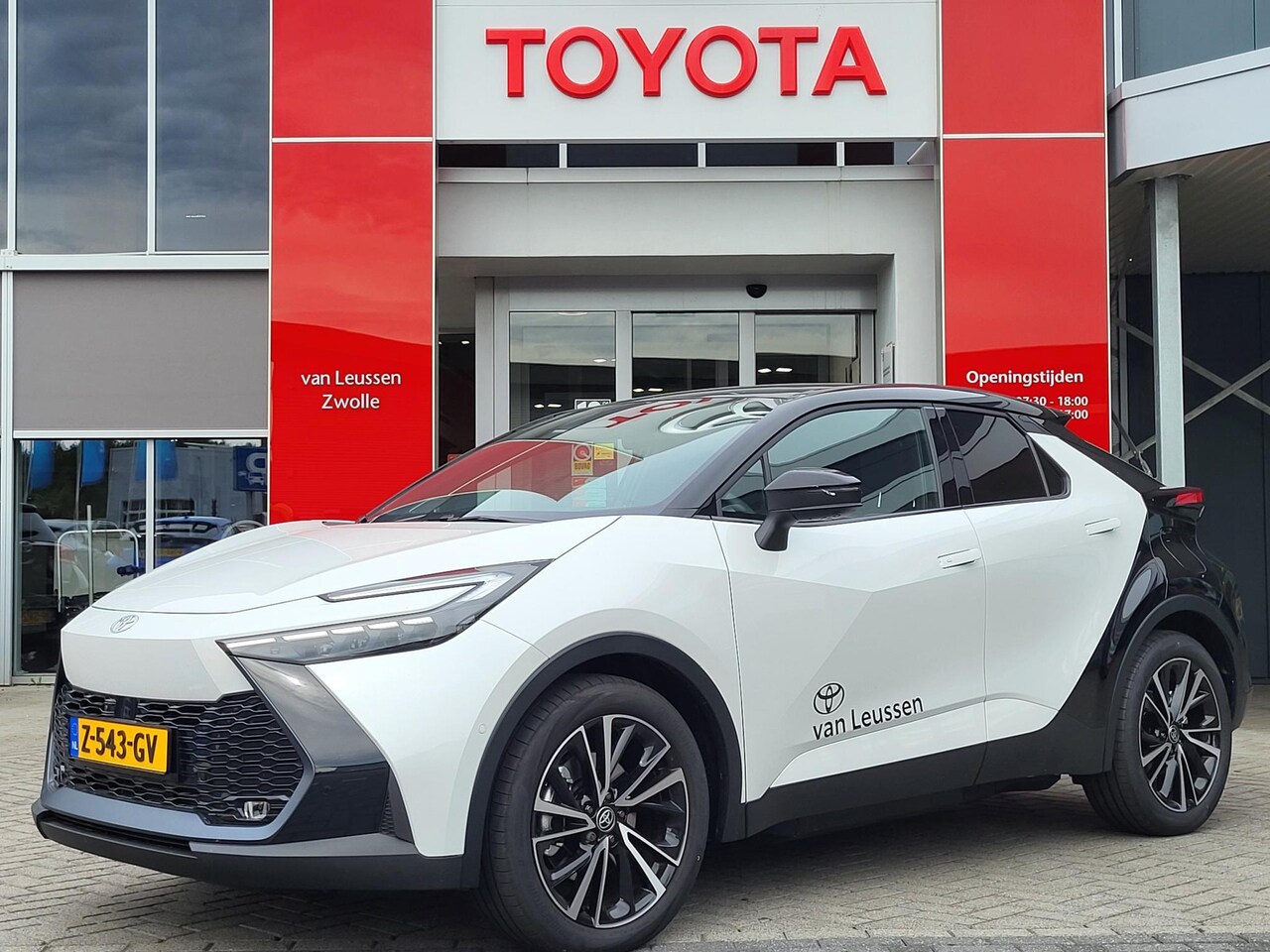 Toyota C-HR - Plug-in Hybrid 220 PREMIÉRE EDITION PANODAK JBL-AUDIO ELEK. STOELEN + ACHTERKLEP STUURVERW - AutoWereld.nl