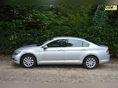 Volkswagen Passat - 1.4 TSI ACT Highline navi/camera