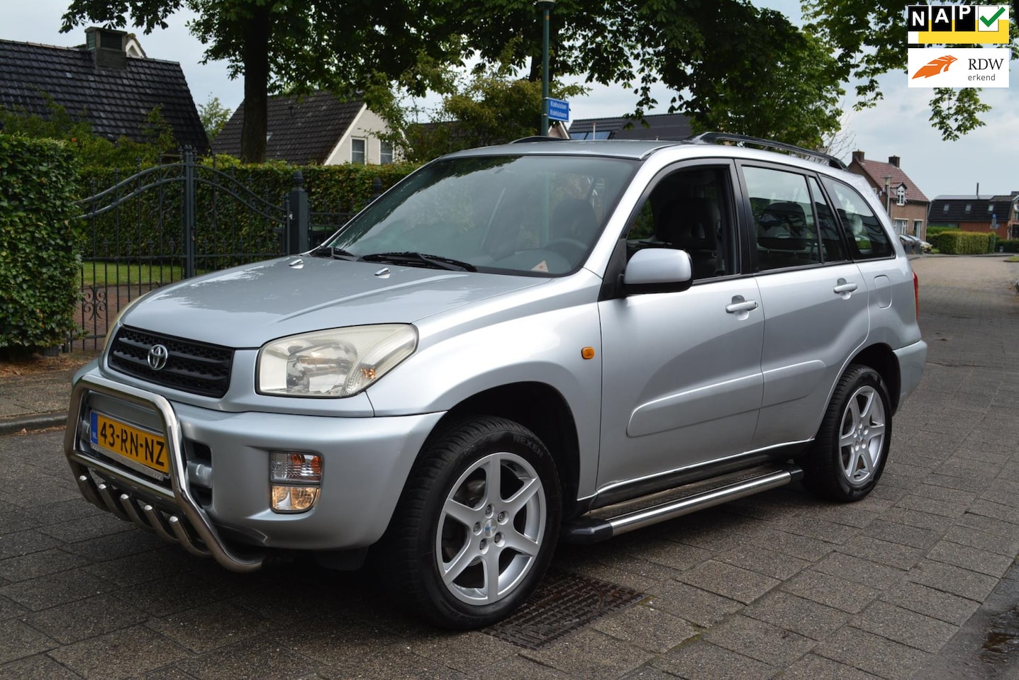 Toyota RAV4 - 2.0-16V VVT-i Luna 4X4 automaat - AutoWereld.nl