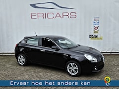 Alfa Romeo Giulietta - 1.4 T 170 PK Distinctive NAVI TEL LM PDC CC