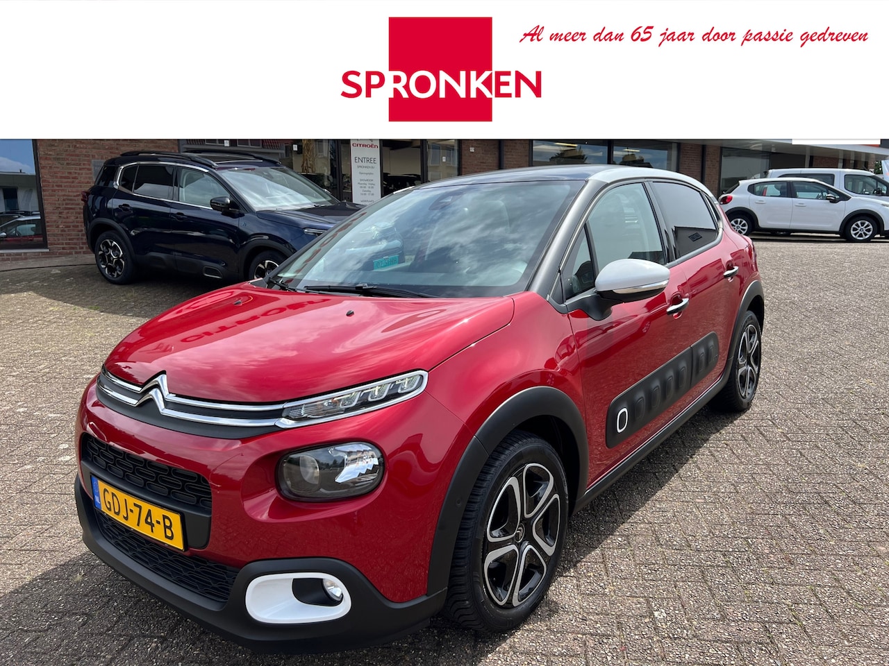 Citroën C3 - 1.2 PureTech C-SeriesNavi-Camera-Keyless-Panoramadak - AutoWereld.nl