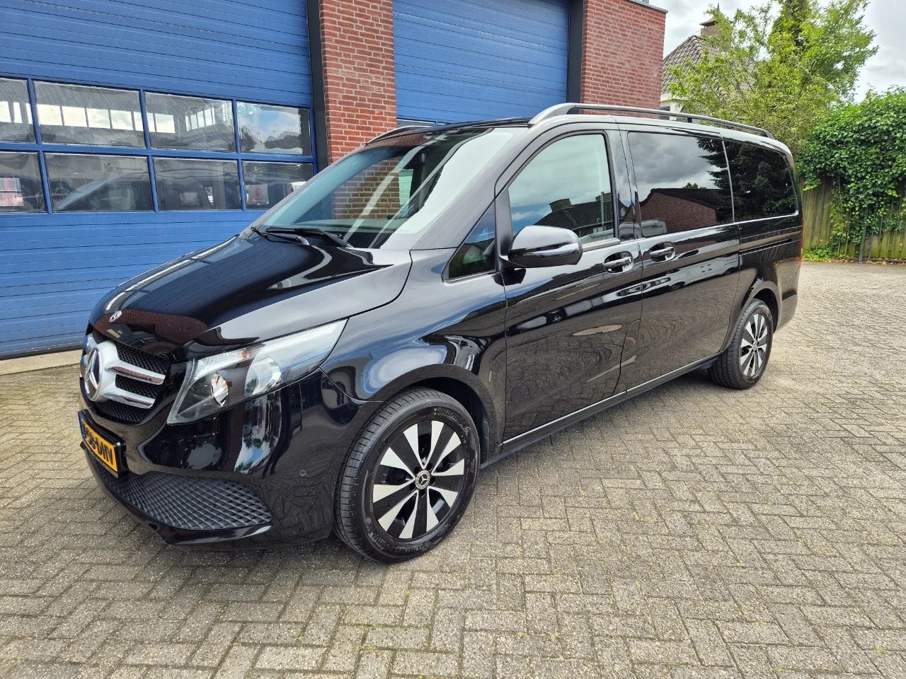 Mercedes-Benz V-klasse - 220 D 205pk Dubbel cabine. - AutoWereld.nl