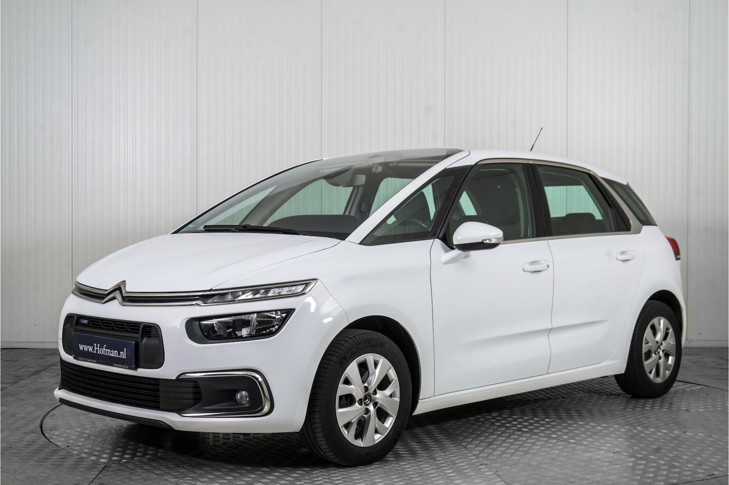 Citroën C4 Picasso - 1.2 PureTech Shine automaat navigatie - AutoWereld.nl