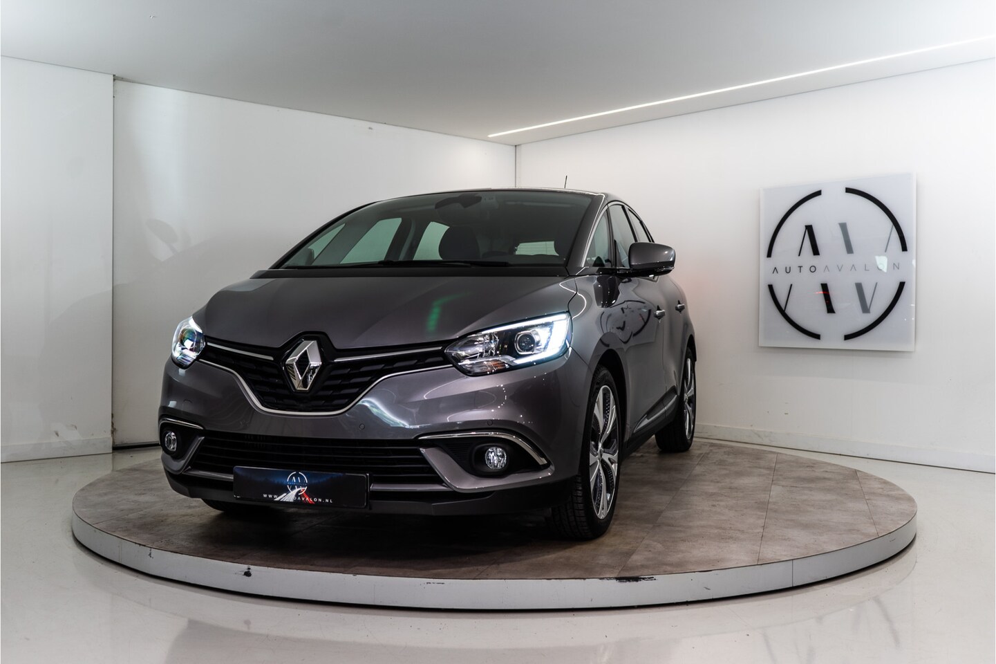 Renault Scénic - 1.2 TCe Intens 132PK | Carplay | Sfeerverlichting | LED | Rijbaanass. | Keyless | 12 MND G - AutoWereld.nl