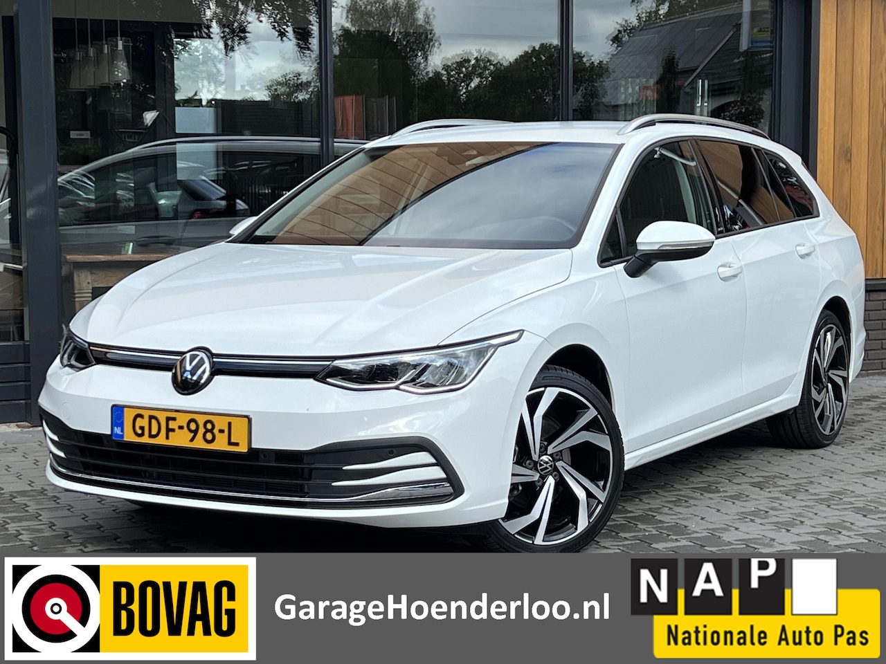 Volkswagen Golf Variant - 1.5 150pk!! Move 18 inch, Adapt. Cruise - AutoWereld.nl