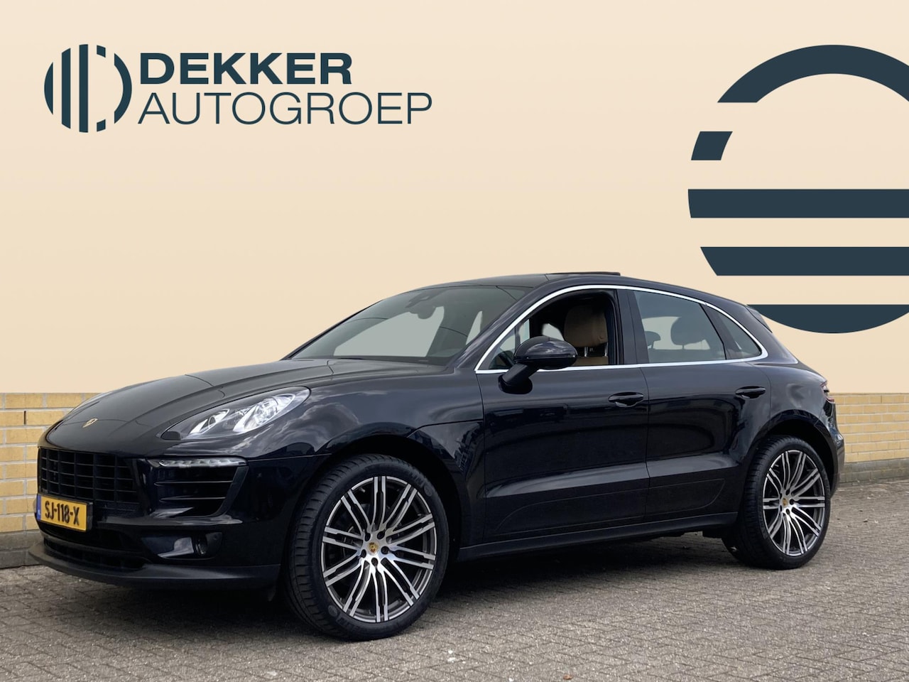 Porsche Macan - 2.0 Turbo 252 pk 4WD PDK-panoramadak-luchtvering - AutoWereld.nl