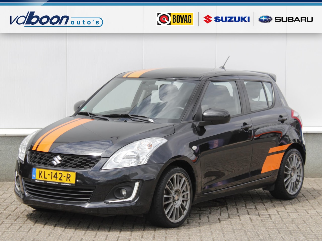 Suzuki Swift - 1.2 Bandit | Cruise | Sparco velgen 17 inch | Spoiler - AutoWereld.nl