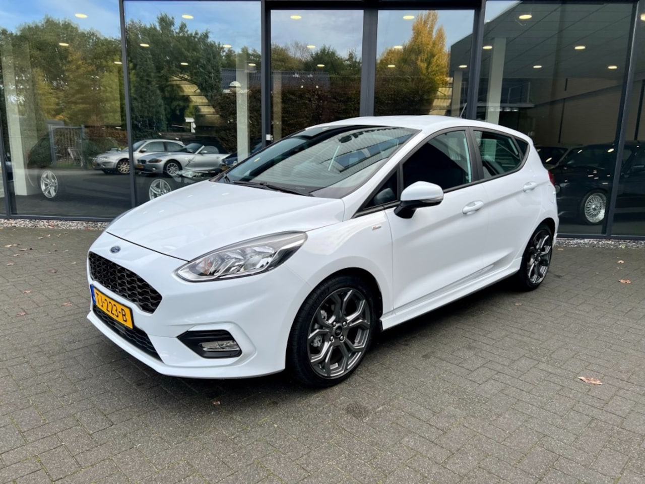 Ford Fiesta - 1.0 EcoB. 100pk ST-LINE,1e Eig,Navi,Clima,Cruise,Lane Ass.,Deale - AutoWereld.nl