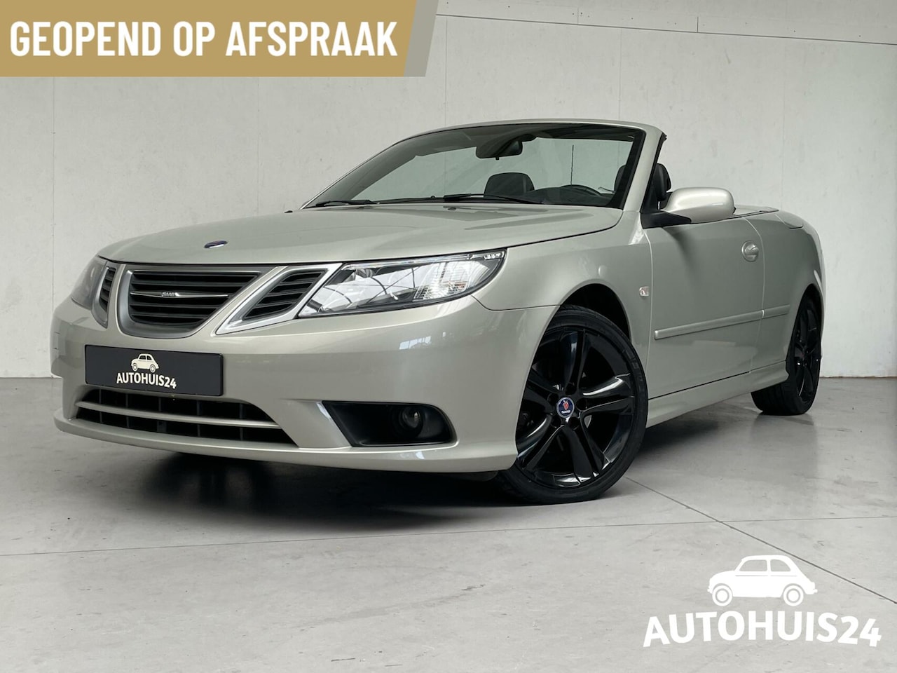 Saab 9-3 Cabrio - 2.0t Vector 113.000km Parchment Silver 2008 - AutoWereld.nl