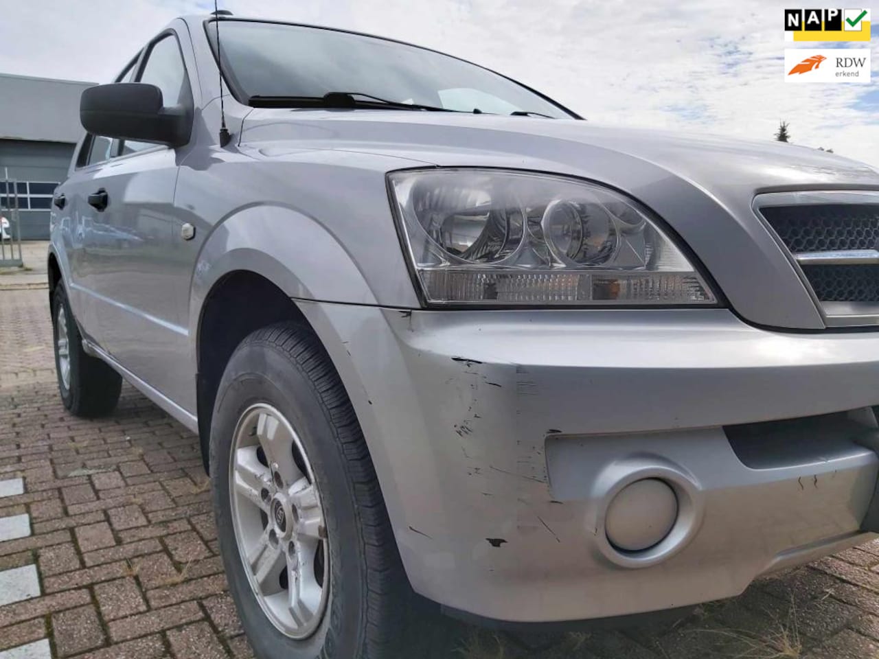 Kia Sorento - 2.4i LX 2.4i LX - AutoWereld.nl