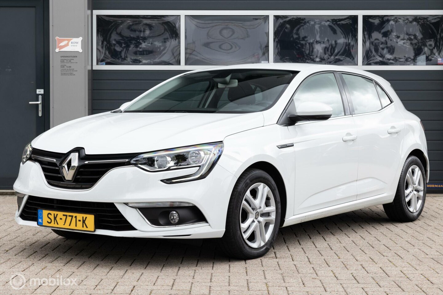 Renault Mégane - 1.2 TCe Zen NAVI|CLIMA|CRUISE|LED - AutoWereld.nl