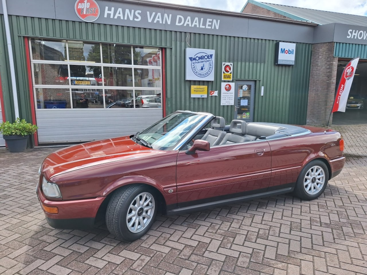 Audi Cabriolet - 2.3 origineel/zeer netjes - AutoWereld.nl