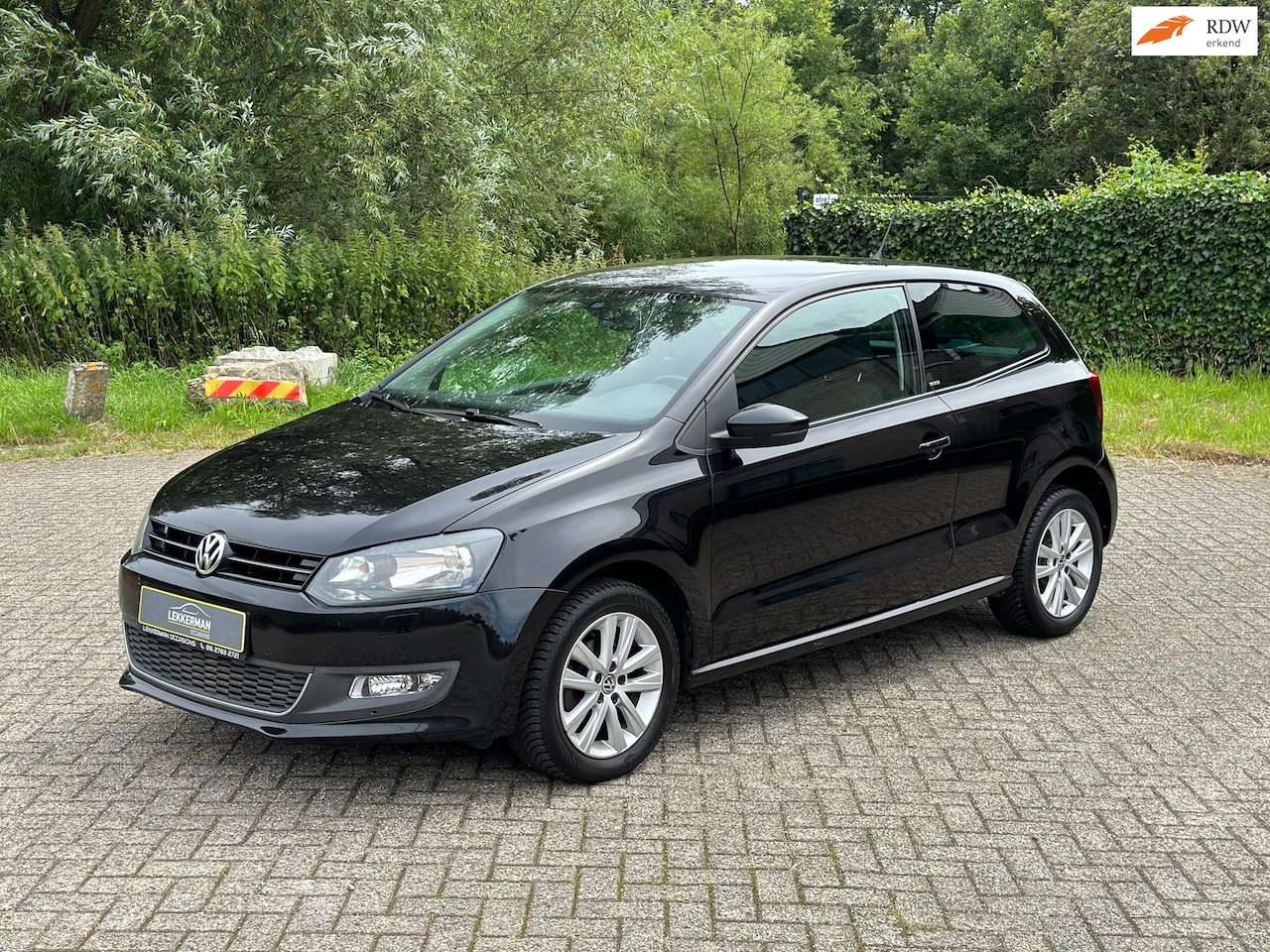 Volkswagen Polo - 1.2 High Line CRUISE I PDC I STOELVERW I 4 SEASON BANDEN I VOL! - AutoWereld.nl