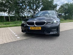 BMW 3-serie - 320i High Executive Edition Sport