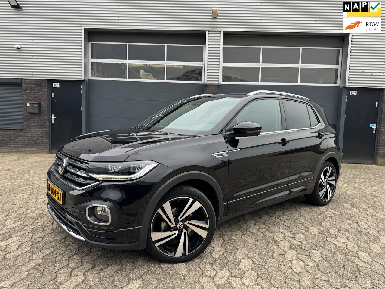 Volkswagen T-Cross - 1.5 TSI Style Business R 1.5 TSI Style Business R, CLIMA, CRUISE, NAVI - AutoWereld.nl