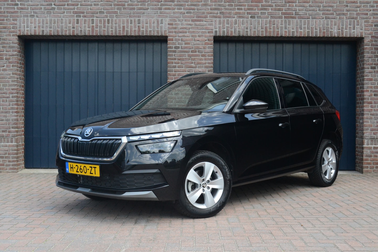 Skoda Kamiq - 1.0 TSI Sport Business | Keyless | Virtual Cockpit | Camera | - AutoWereld.nl