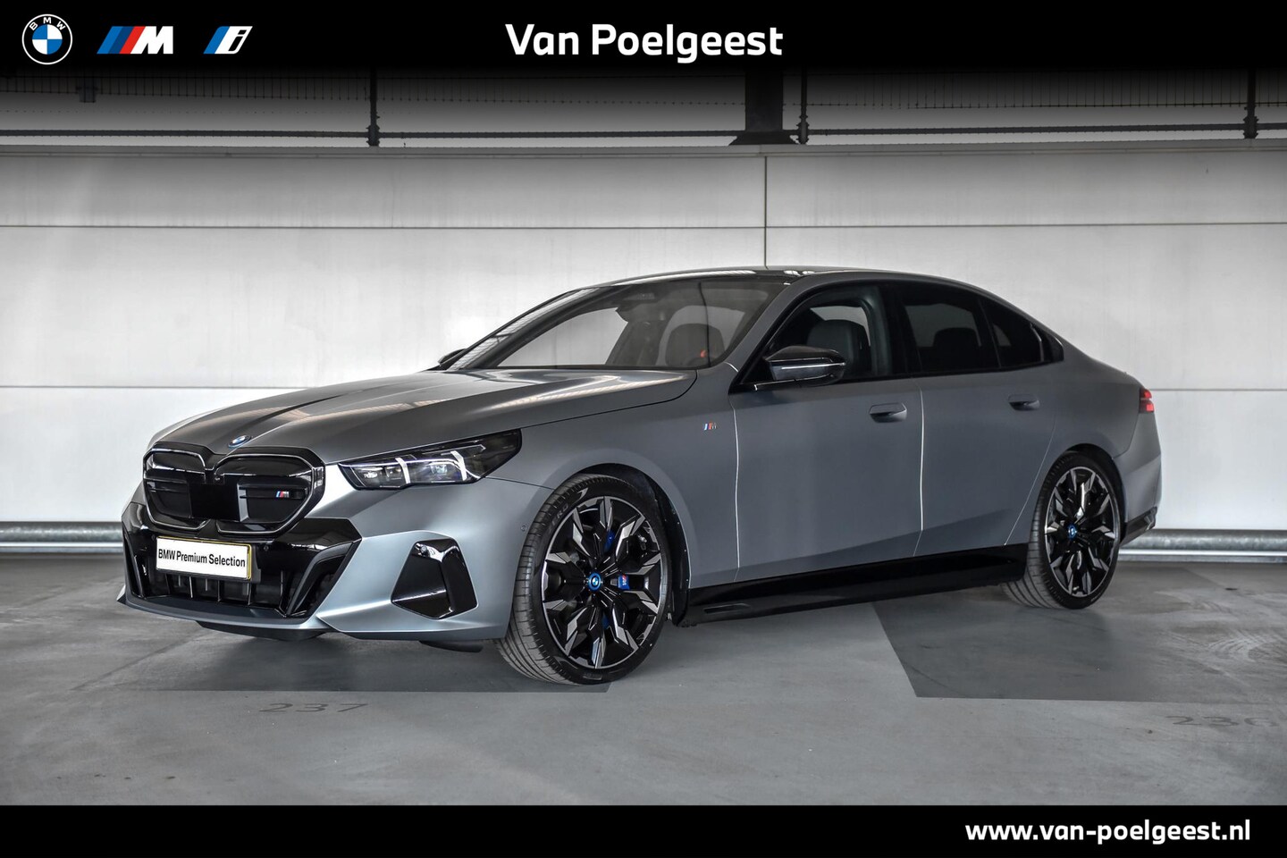 BMW i5 - Sedan M60 xDrive 84 kWh | M Sportpakket Pro | Glazen panoramadak - AutoWereld.nl