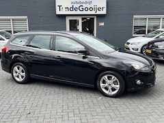 Ford Focus Wagon - 1.0 EcoBoost Titanium | CLIMA | STOELVERW. |