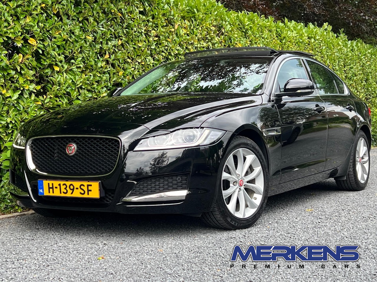 Jaguar XF - 2.0t 250PK Prestige Panodak Leder Trekhaak - AutoWereld.nl