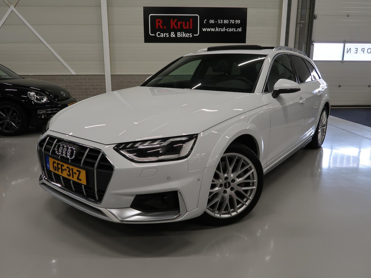 Audi A4 allroad quattro - 45 TFSI Panoramadak B&O Metallic Head-up 19 inch Leer/Alcantara Sportstoelen Trekhaak Came - AutoWereld.nl