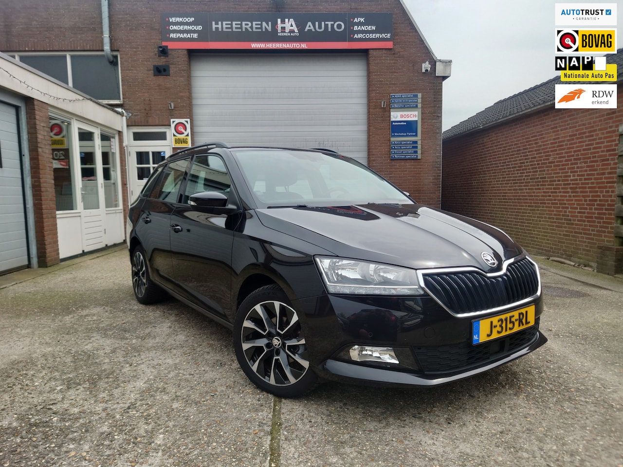 Skoda Fabia Combi - 1.0 TSI Business Edition 1.0 TSI Business Edition, Dealer onderhouden, Parkeersensoren, Stoelverwarming - AutoWereld.nl