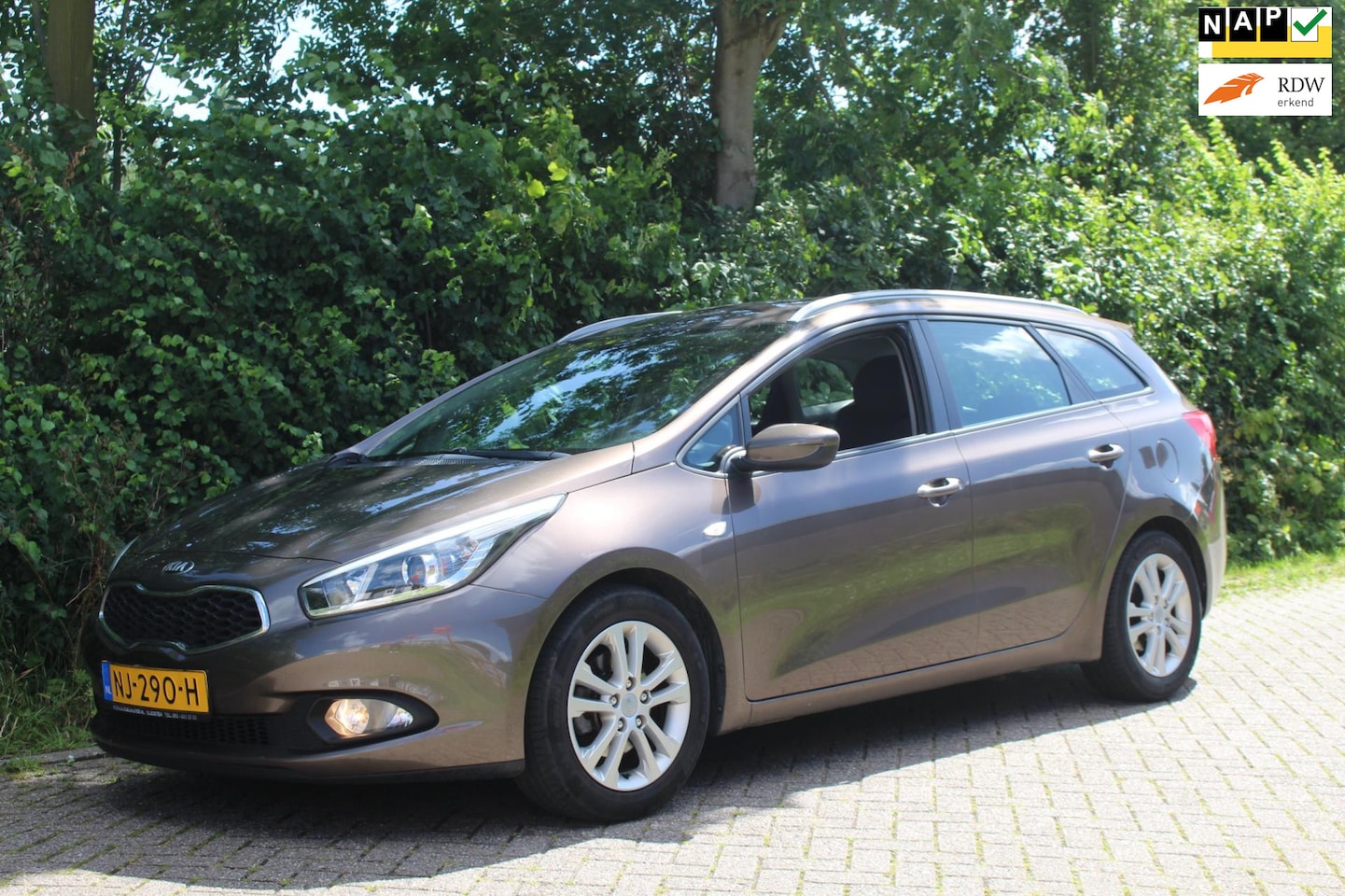 Kia Cee'd Sportswagon - 1.6 GDI *Stoel & Stuur verwarming ! - AutoWereld.nl