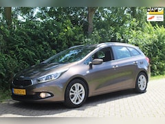 Kia Cee'd Sportswagon - 1.6 GDI *Stoel & Stuur verwarming