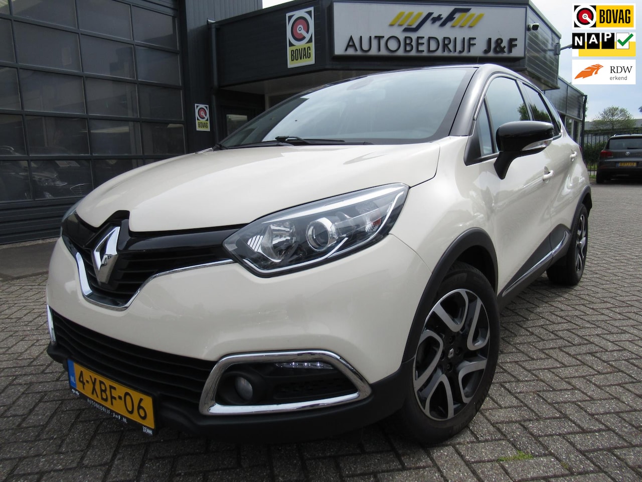 Renault Captur - 1.2 TCe Dynamique / AUTOMAAT / NAV / PDC - AutoWereld.nl