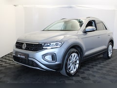 Volkswagen T-Roc - 1.5 TSI Life |ACC|Carplay|