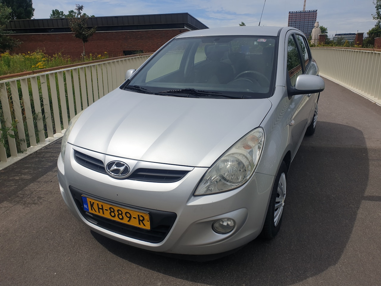 Hyundai i20 - 1.2i ActiveVersion 1.2i ActiveVersion - AutoWereld.nl