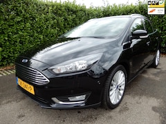 Ford Focus Wagon - 1.5 Titanium. Origineel Nederlandse auto met NAP