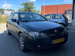 Nissan Almera - 1.8 Acenta