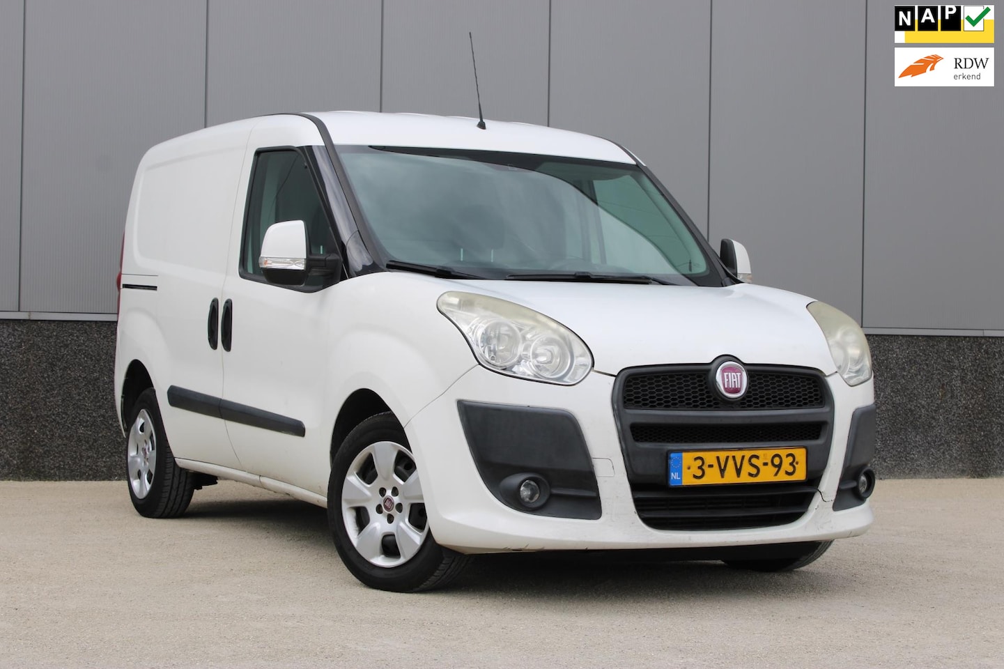 Fiat Doblò Cargo - 1.3 MultiJet SX Airco, Nieuwe APK! - AutoWereld.nl