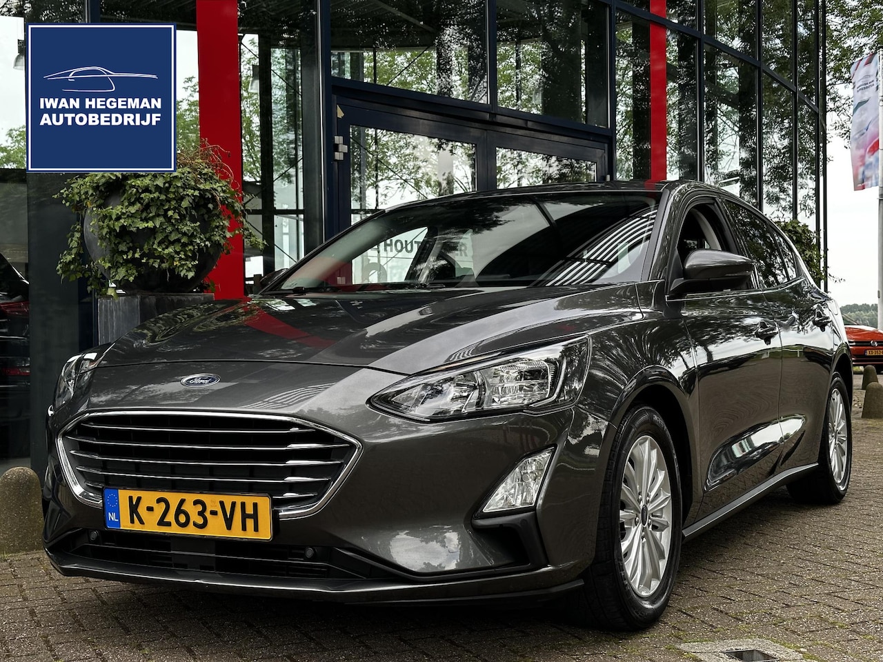 Ford Focus - 1.0 EcoBoost Hybrid Titanium X Business | Navi | ECC | PDC + Camera | LM Velgen | Cruise C - AutoWereld.nl