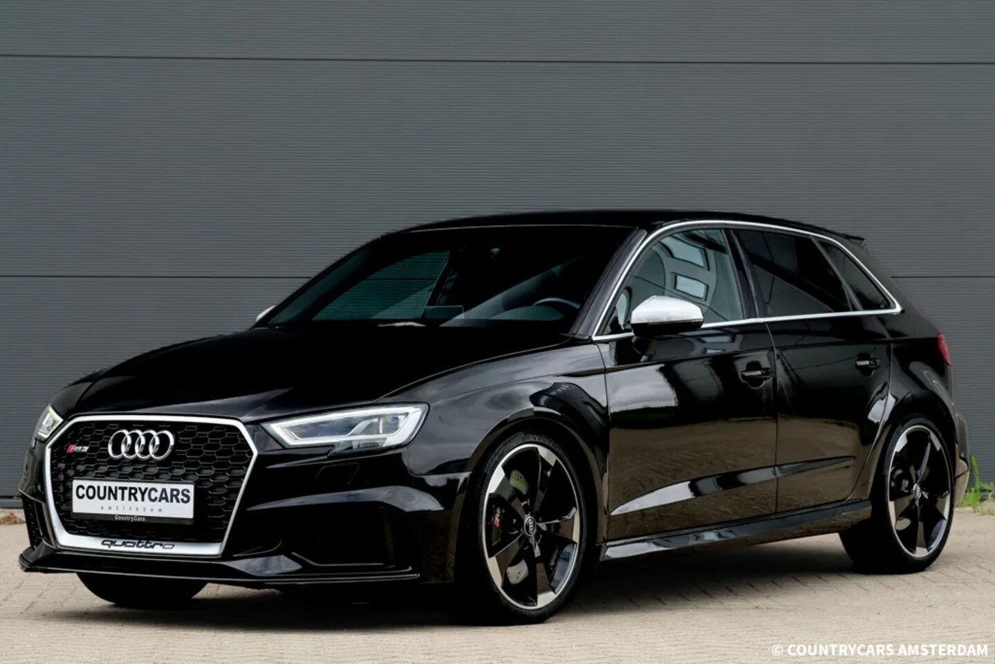 Audi RS3 - 2.5 TFSI Quattro | B&O | KEYLESS | MATRIX | 400 PK | - AutoWereld.nl