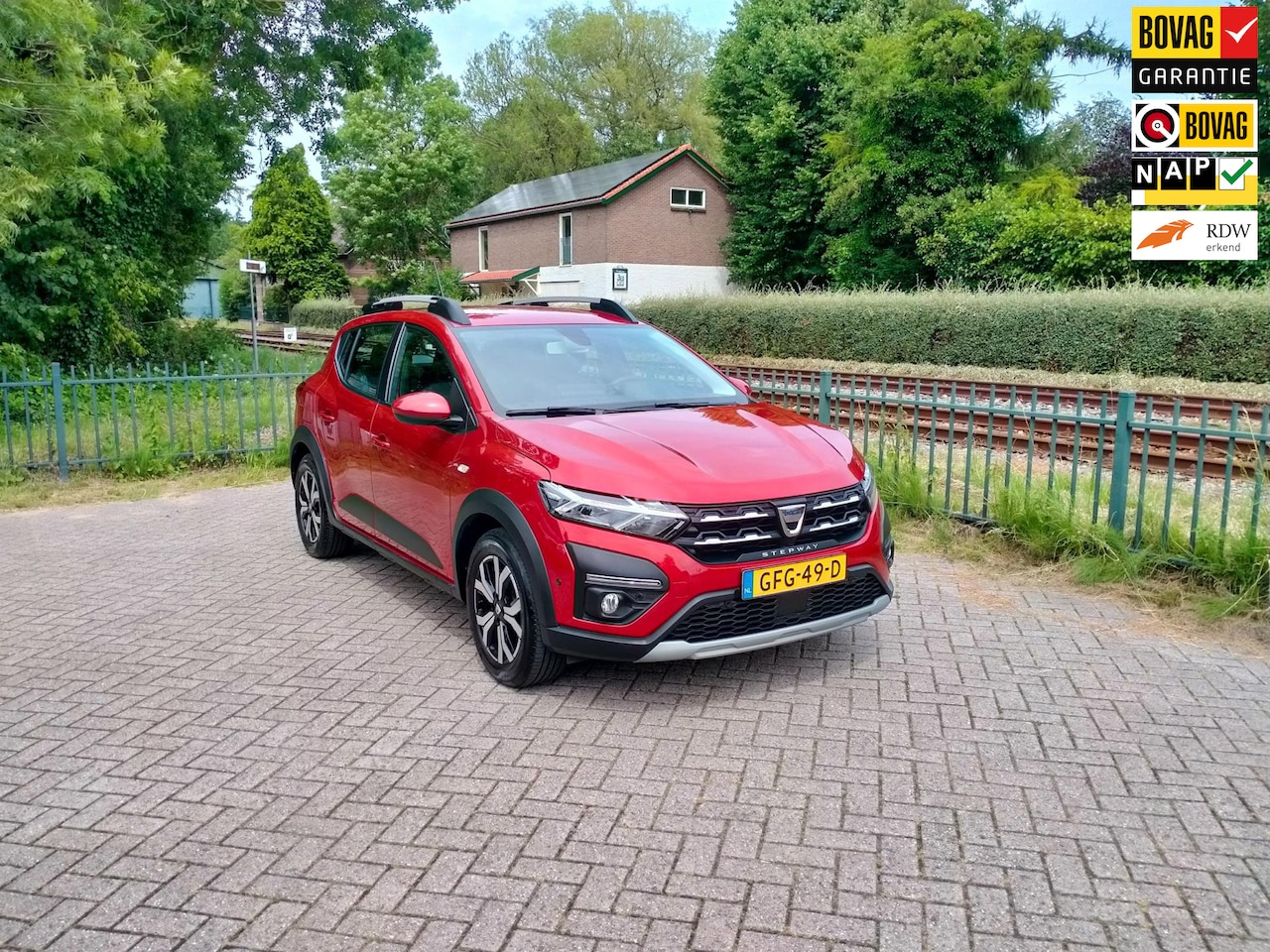 Dacia Sandero Stepway - 1.0 TCe 100 Bi-Fuel lpg G3 Comfort navi lage km RIJKLAAR - AutoWereld.nl