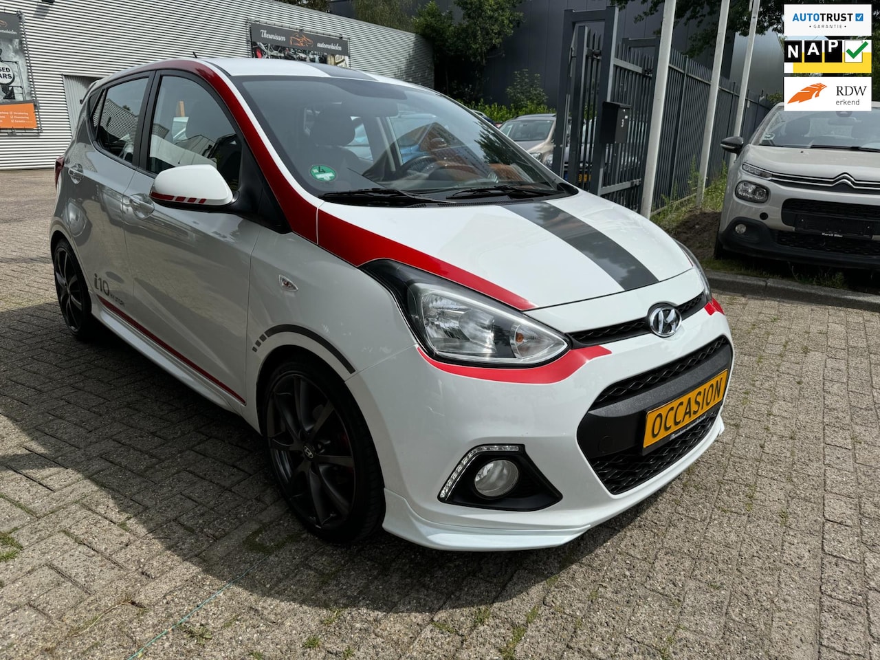 Hyundai i10 - 1.2i 16v Sport edition, elec ,pakket, airco, cruise, stoel verwarming, stuur verwarming, 1 - AutoWereld.nl