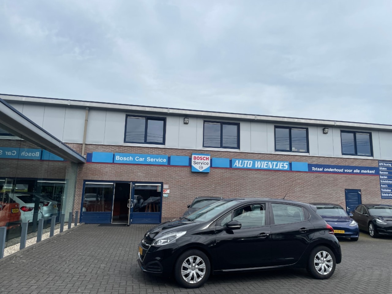 Peugeot 208 - 1.2 PureTech | Active 5-Drs | Airco | Navi - AutoWereld.nl